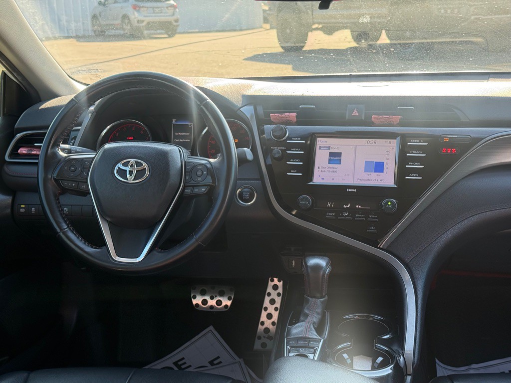 2020 Toyota Camry Image 8