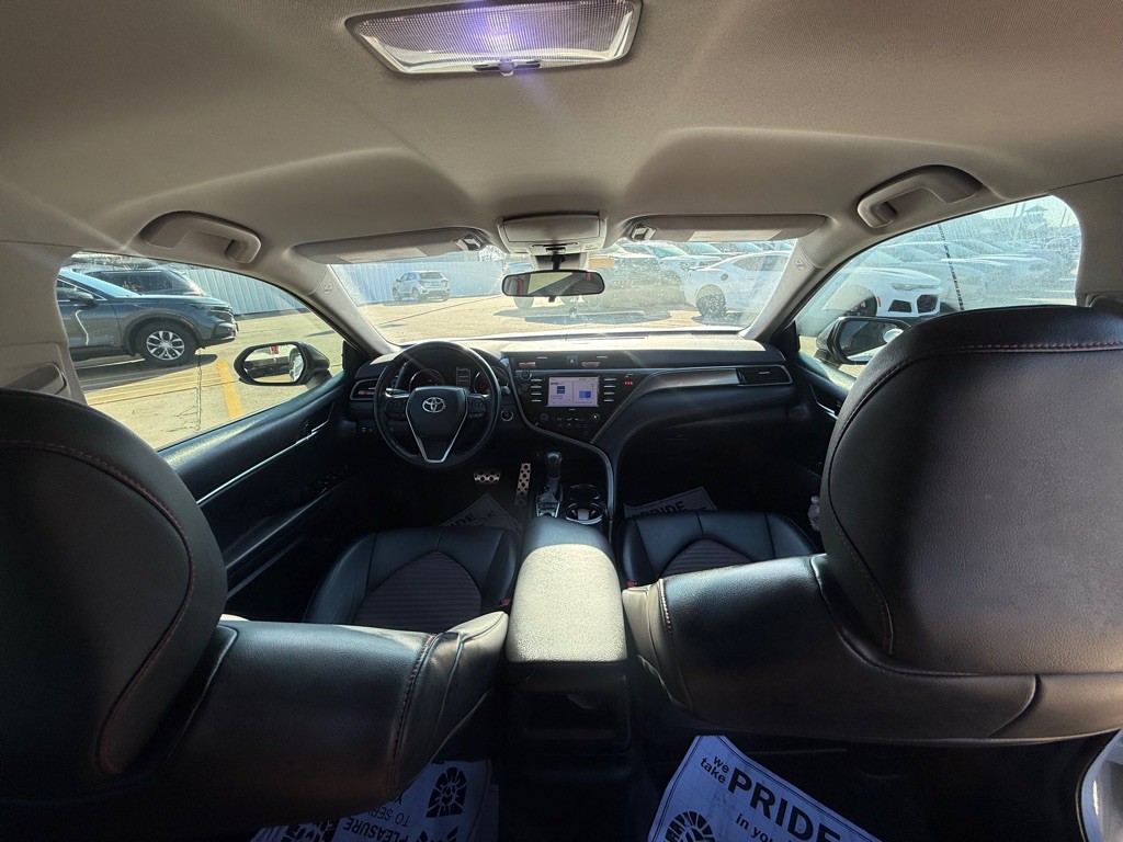 2020 Toyota Camry Image 9