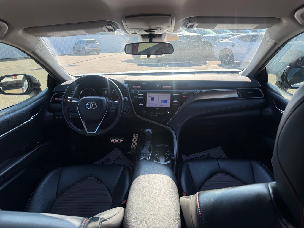 2020 Toyota Camry Image 10