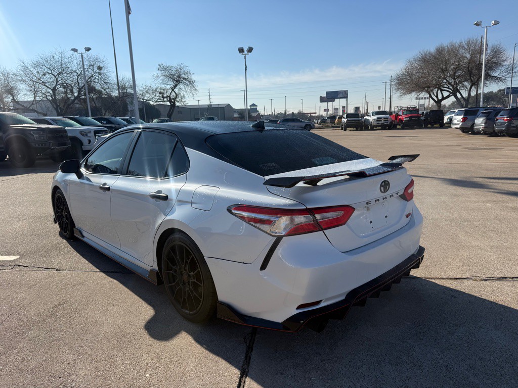 2020 Toyota Camry Image 11