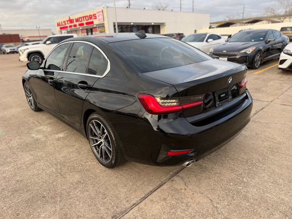 2020 BMW 3 Series Image 3