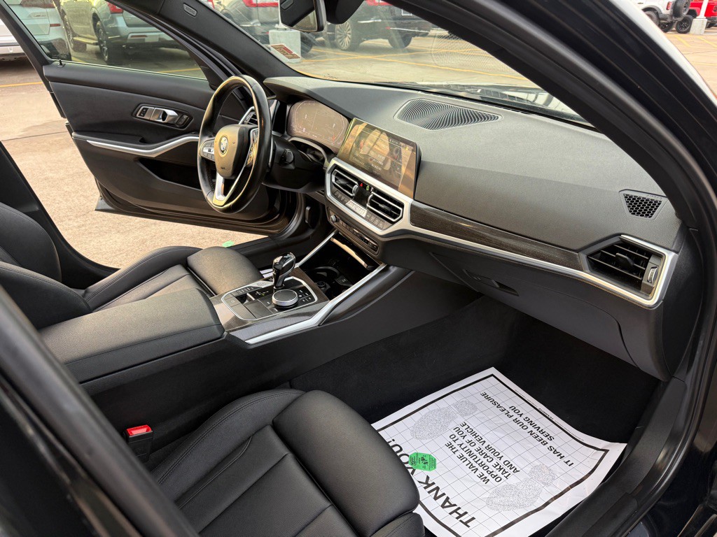 2020 BMW 3 Series Image 16