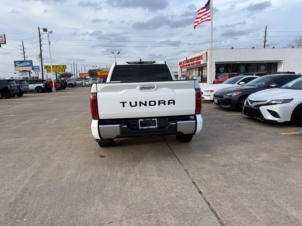 2024 Toyota Tundra Image 4