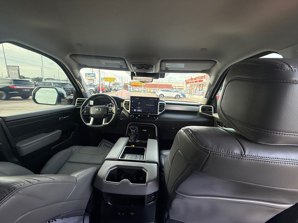 2024 Toyota Tundra Image 18