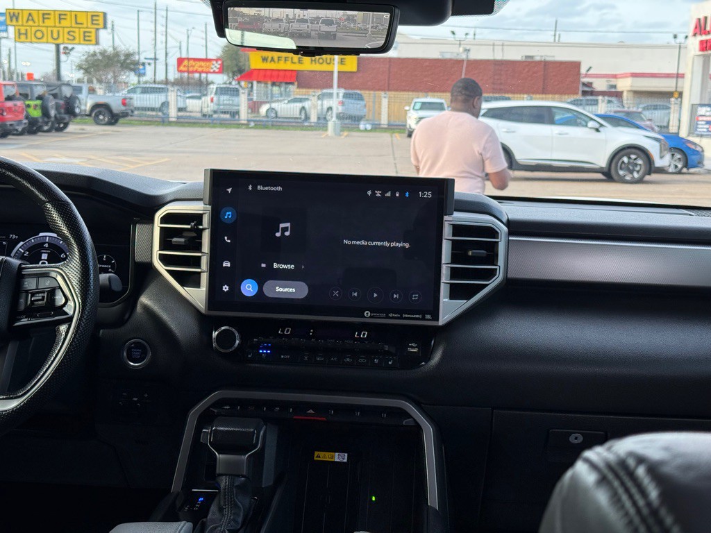 2024 Toyota Tundra Image 19