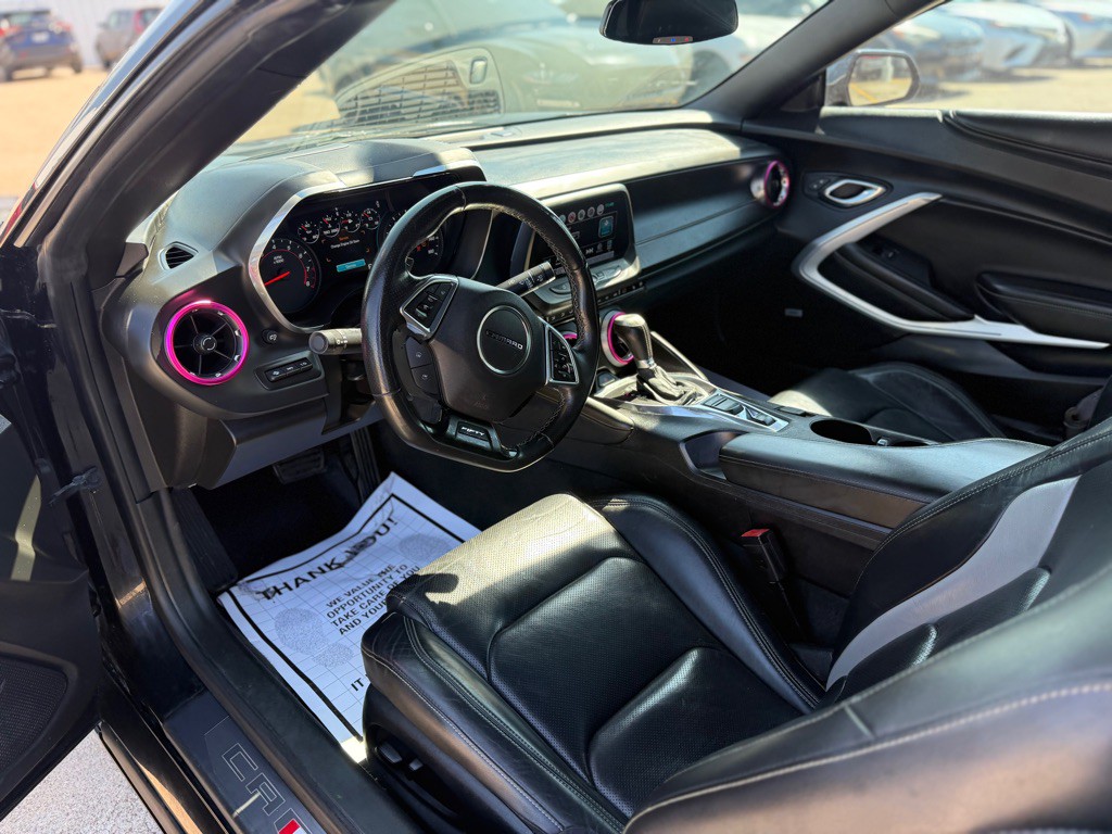 2017 Chevrolet Camaro Image 9