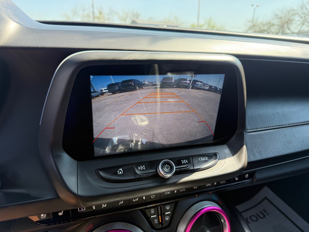 2017 Chevrolet Camaro Image 15