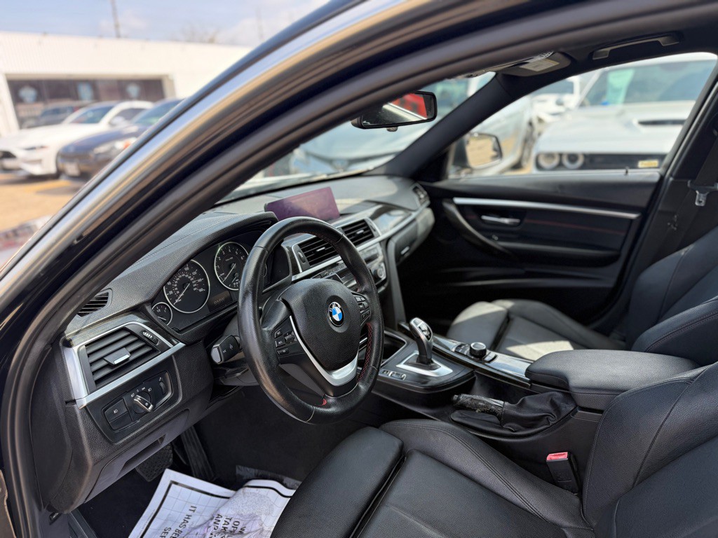 2018 BMW 3 Series Image 6