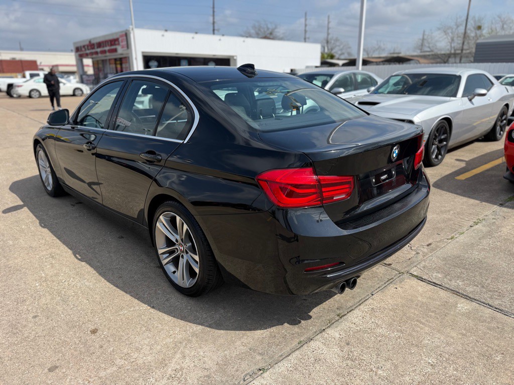 2018 BMW 3 Series Image 8