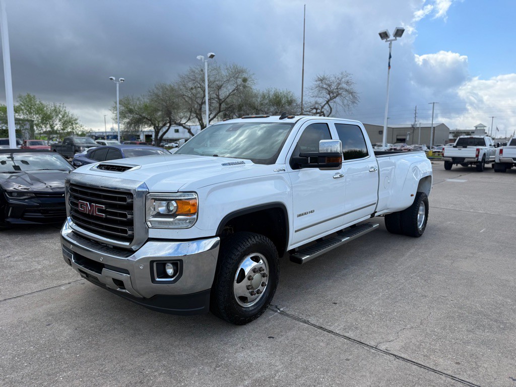 2019 GMC Sierra 3500 Image 1