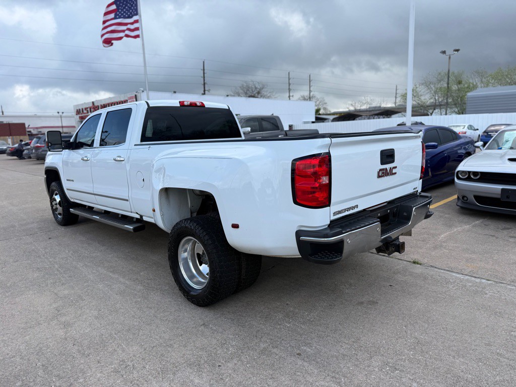 2019 GMC Sierra 3500 Image 4