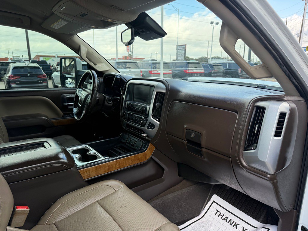 2019 GMC Sierra 3500 Image 17