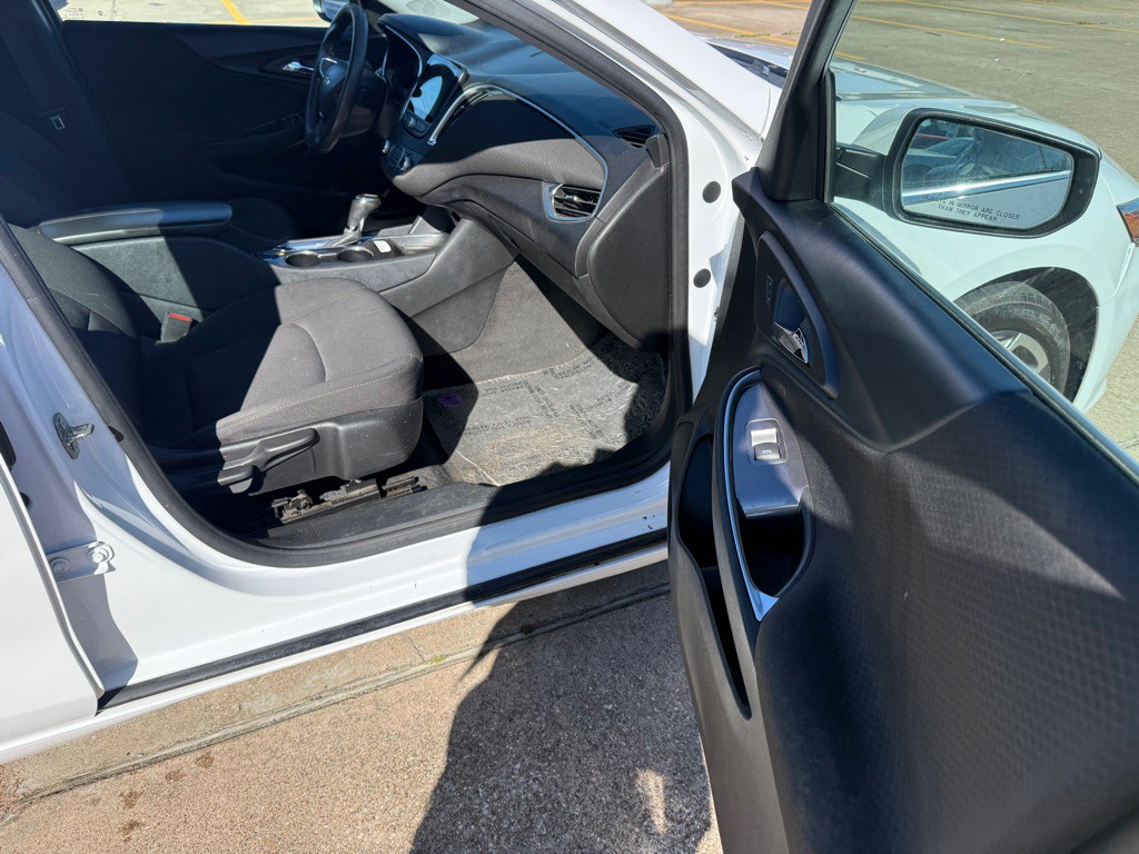 2020 Chevrolet Malibu Image 8