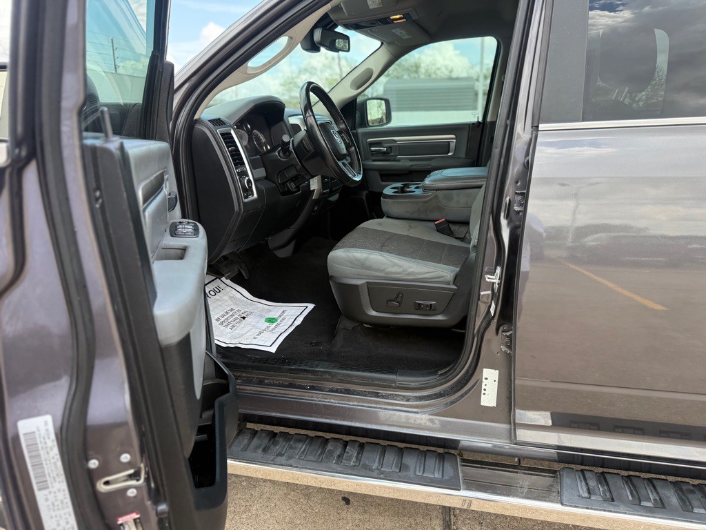 2018 RAM 1500 Image 9