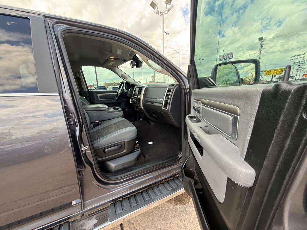 2018 RAM 1500 Image 12