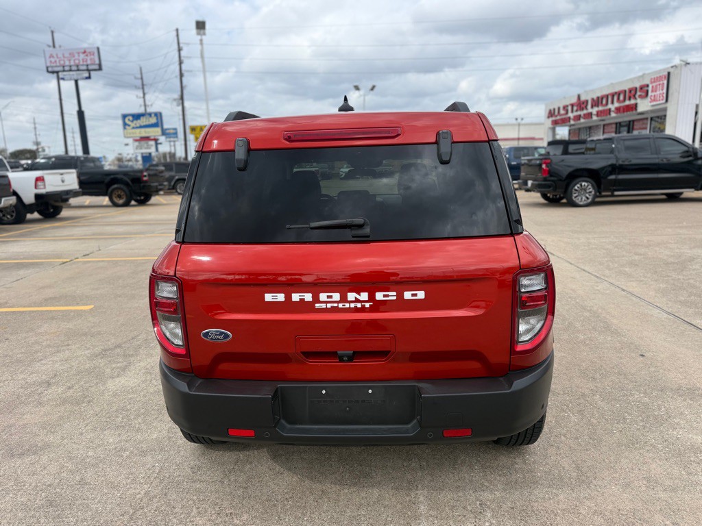 2022 Ford Bronco Image 9