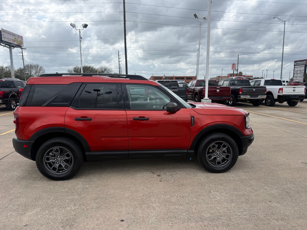 2022 Ford Bronco Image 10