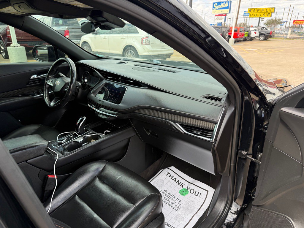 2020 Cadillac XT4 Image 12