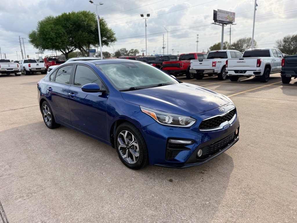 2021 Kia Forte Image 2