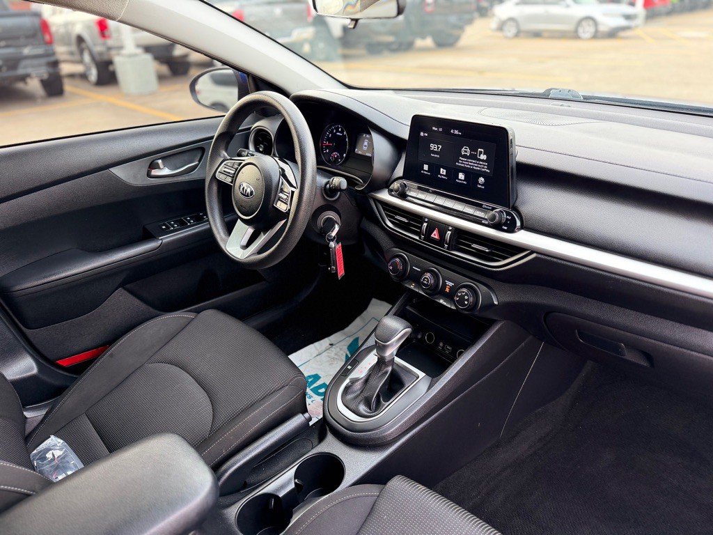 2021 Kia Forte Image 12