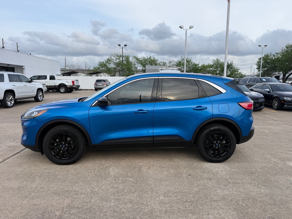 2021 Ford Escape Image 3
