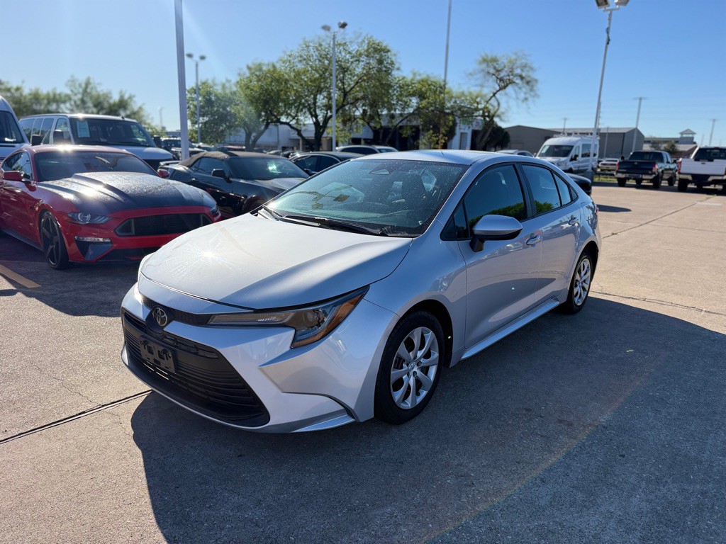 2024 Toyota Corolla Image 1