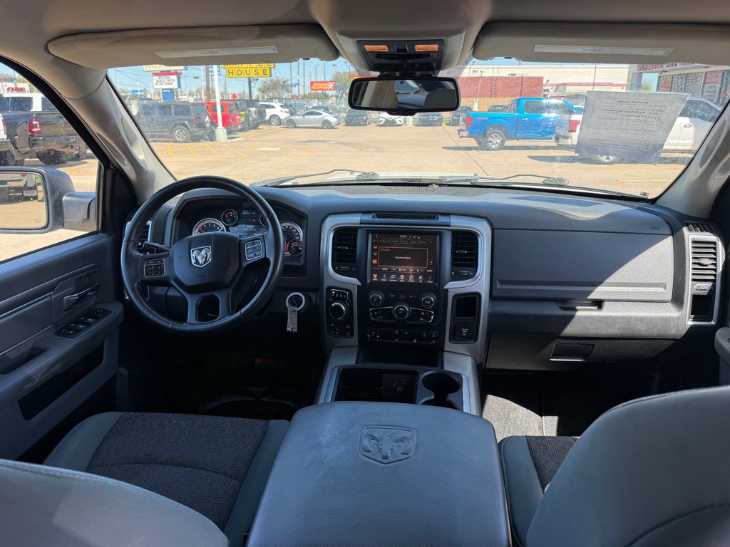 2015 RAM 1500 Image 10