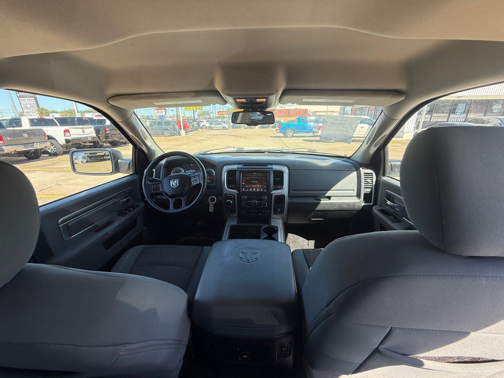 2015 RAM 1500 Image 11