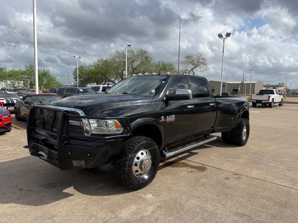 2018 RAM 3500 Image 2