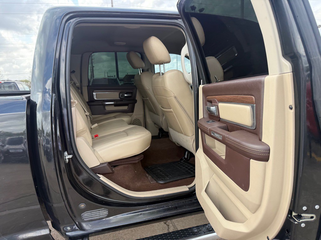 2018 RAM 3500 Image 10