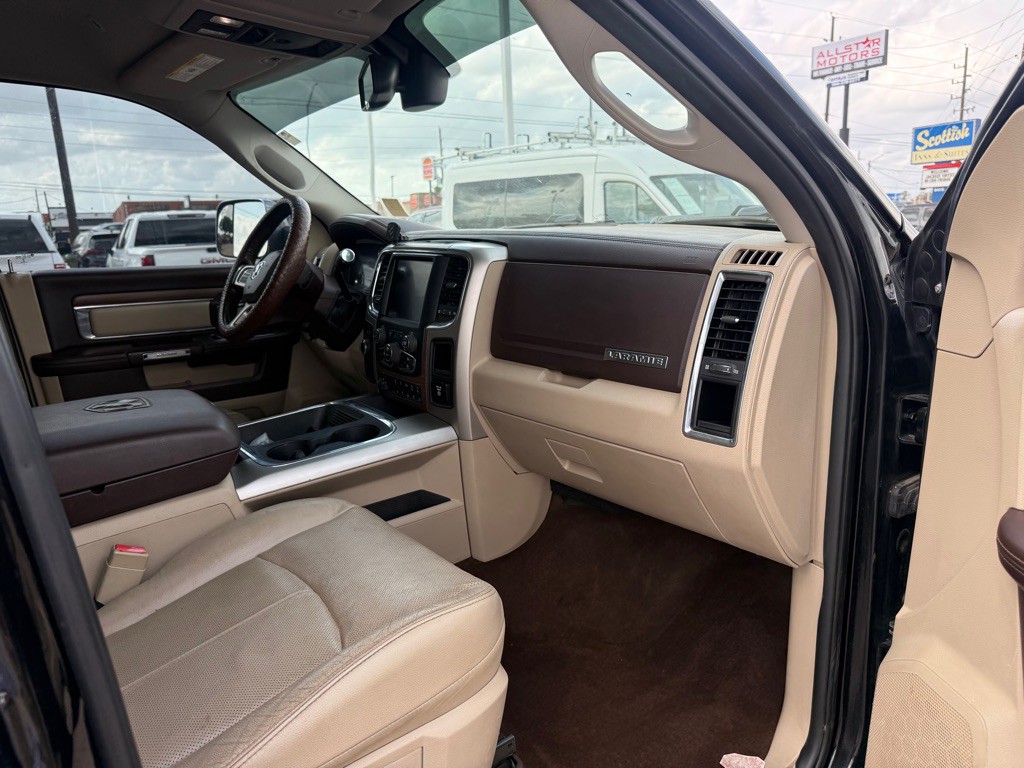 2018 RAM 3500 Image 17