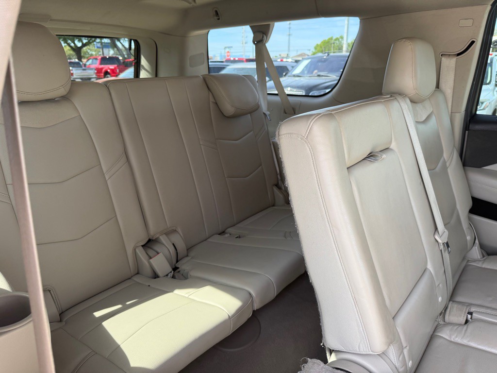 2019 Cadillac Escalade Image 13