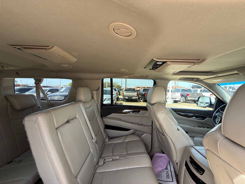 2019 Cadillac Escalade Image 15