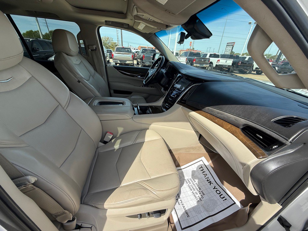 2019 Cadillac Escalade Image 18