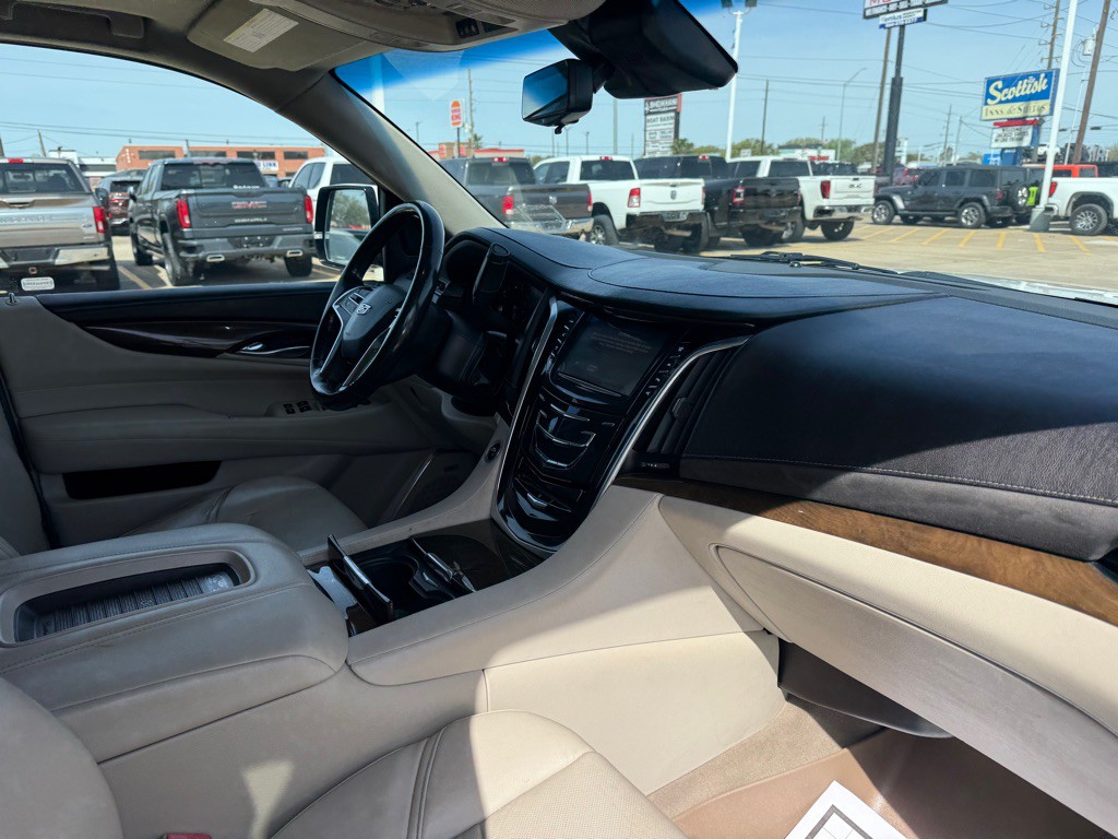 2019 Cadillac Escalade Image 20