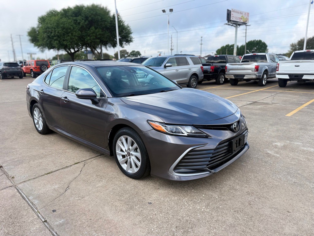 2023 Toyota Camry Image 4