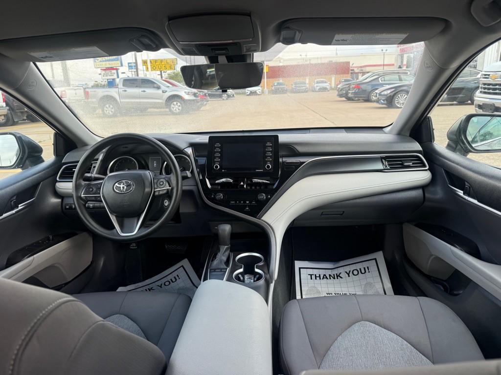 2023 Toyota Camry Image 11