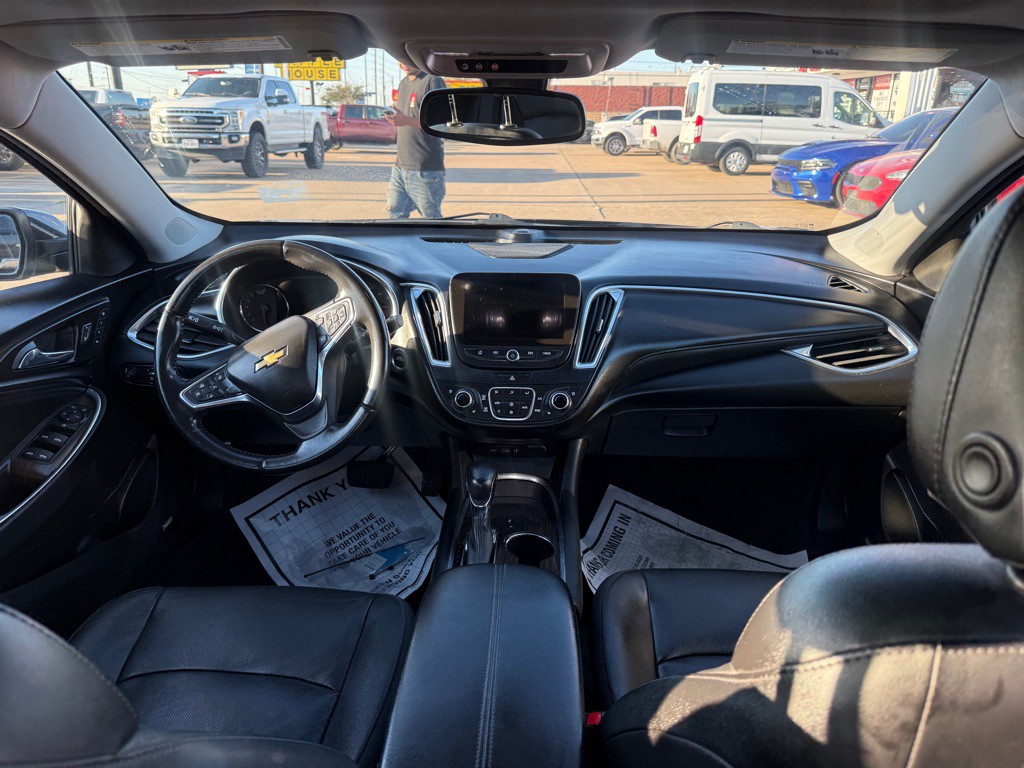 2021 Chevrolet Malibu Image 12