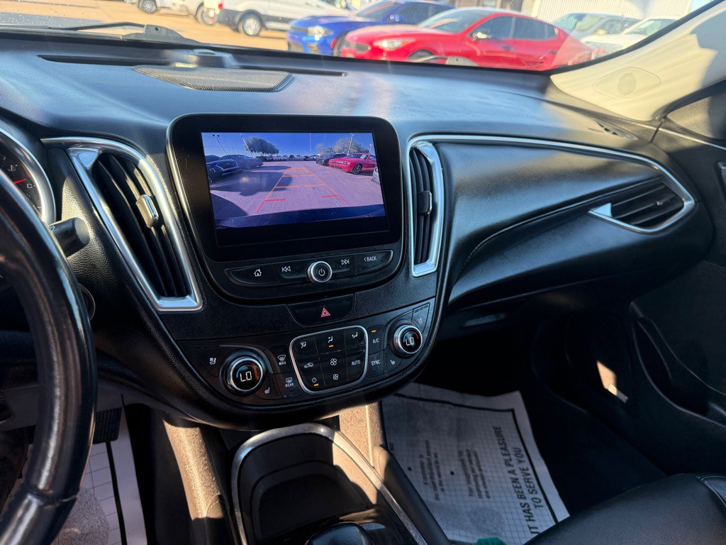 2021 Chevrolet Malibu Image 18