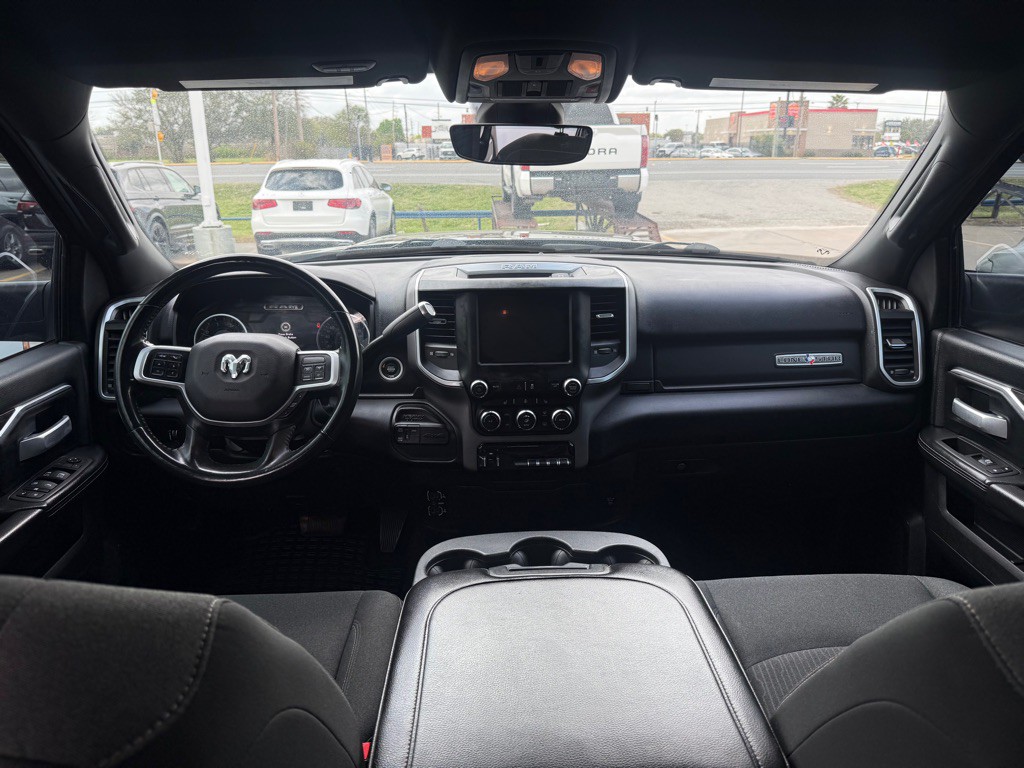 2022 RAM 3500 Image 12