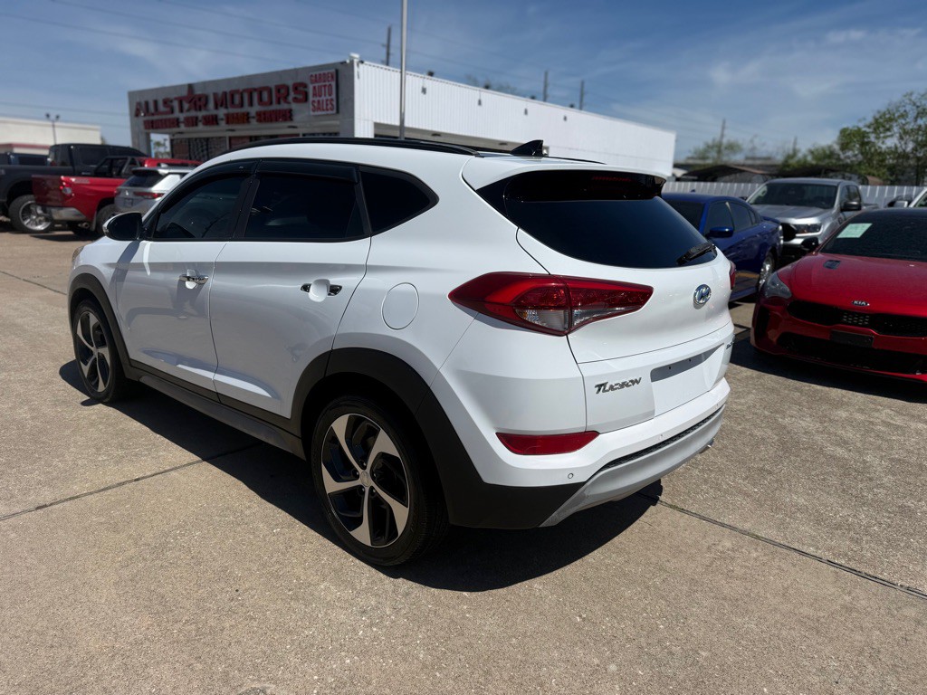 2017 Hyundai Tucson Image 18