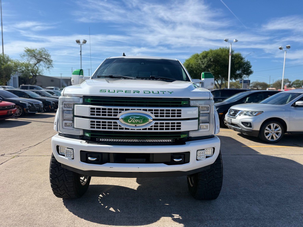 2019 Ford F-350 Image 2
