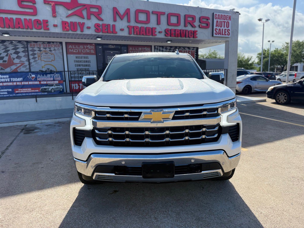 2022 Chevrolet Silverado 1500 Image 2