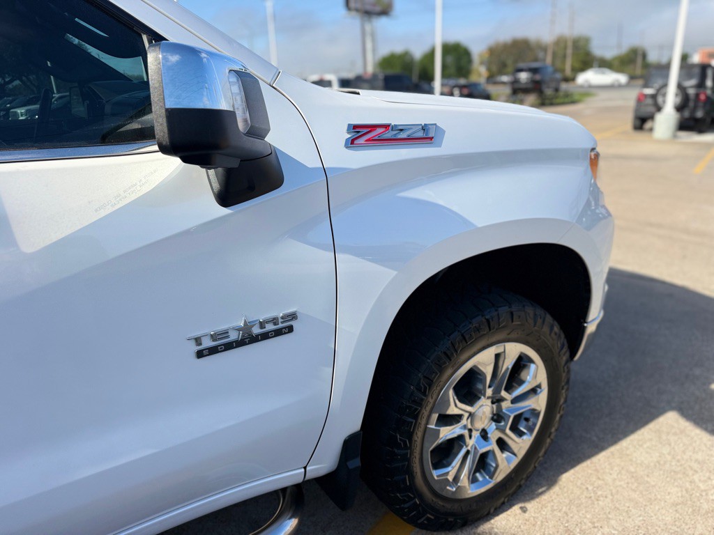 2022 Chevrolet Silverado 1500 Image 10