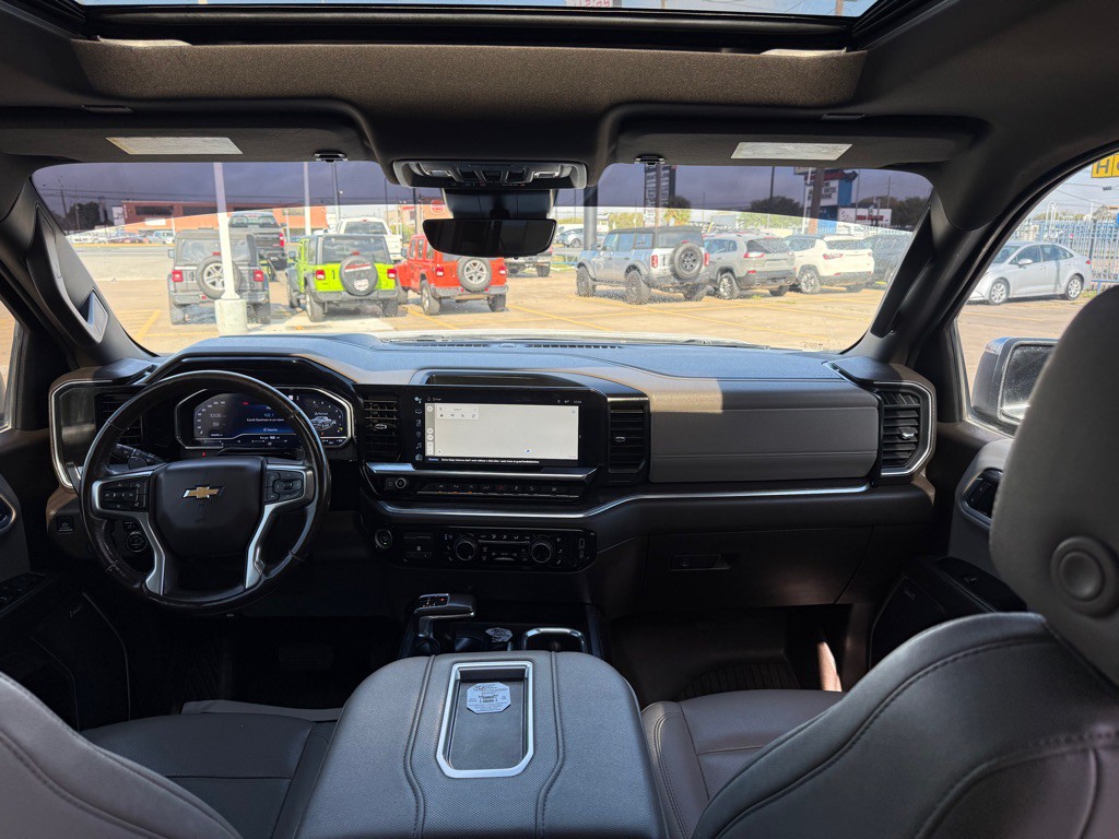 2022 Chevrolet Silverado 1500 Image 13