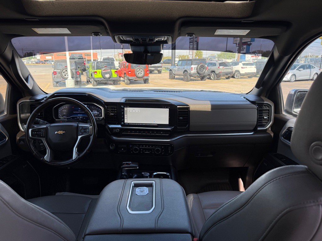 2022 Chevrolet Silverado 1500 Image 16