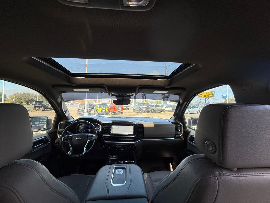 2022 Chevrolet Silverado 1500 Image 18