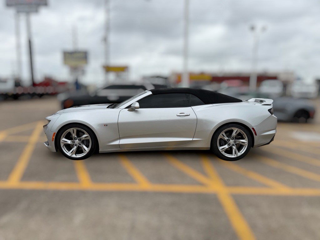 2019 Chevrolet Camaro Image 8