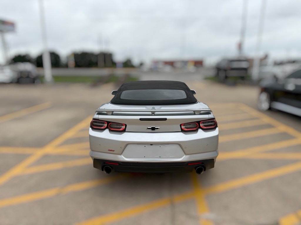 2019 Chevrolet Camaro Image 10