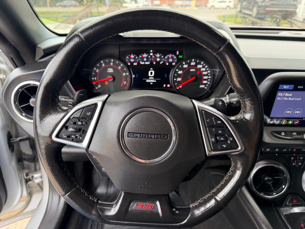 2019 Chevrolet Camaro Image 23